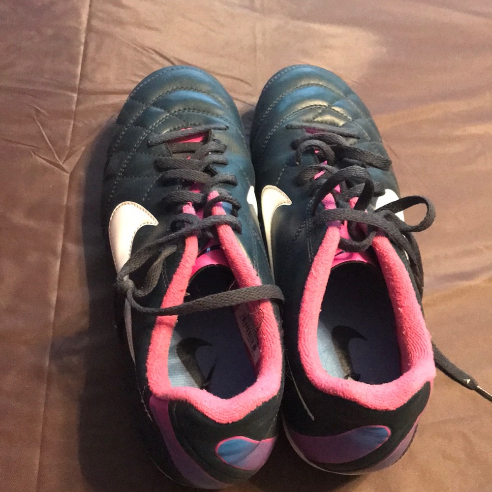 Women’s Nike Soccer Cleats size 8.5